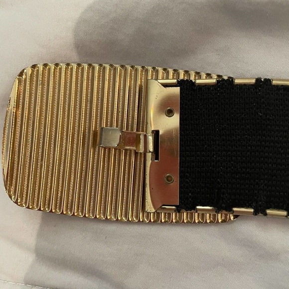 Vintage 80’s Gold Toned Fish Scaled Stretch Belt Buckle 2” Small Medium … - Picture 4 of 6